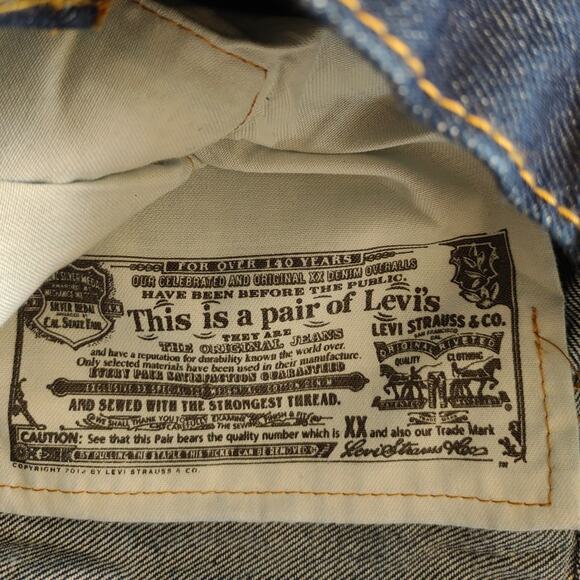 Levi's Original Button-up 501 Jeans - Picture 4 of 4